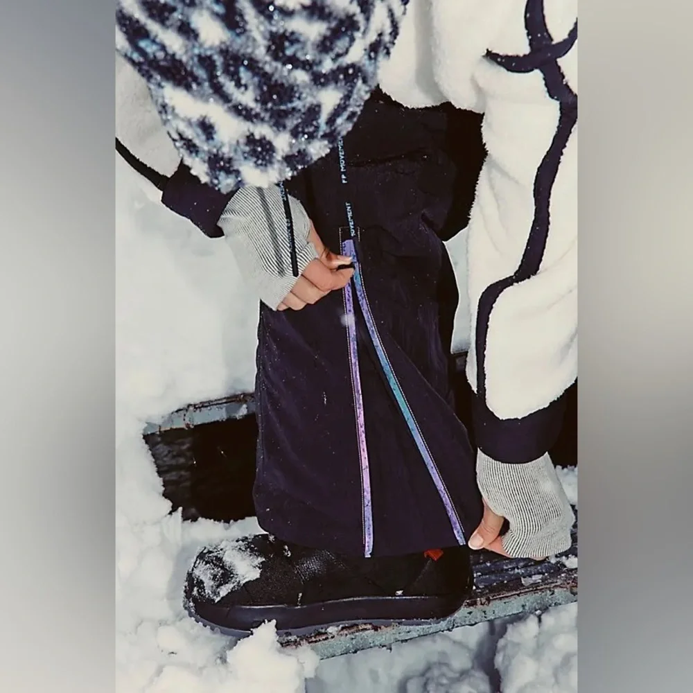 FP Movement On The Ascend Insulated Snow Ski Pants